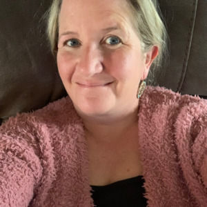 Meet your Posher, Laurie